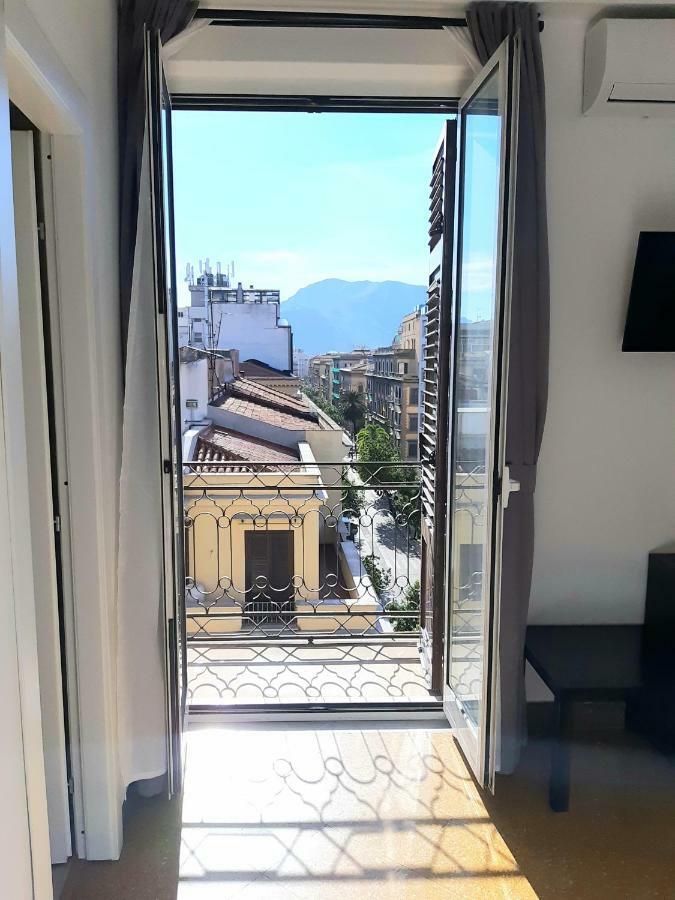 Hotel Politeamari Palermo Exterior foto